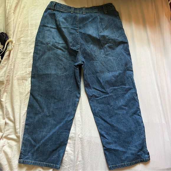 capri jean pants - Picture 2 of 2